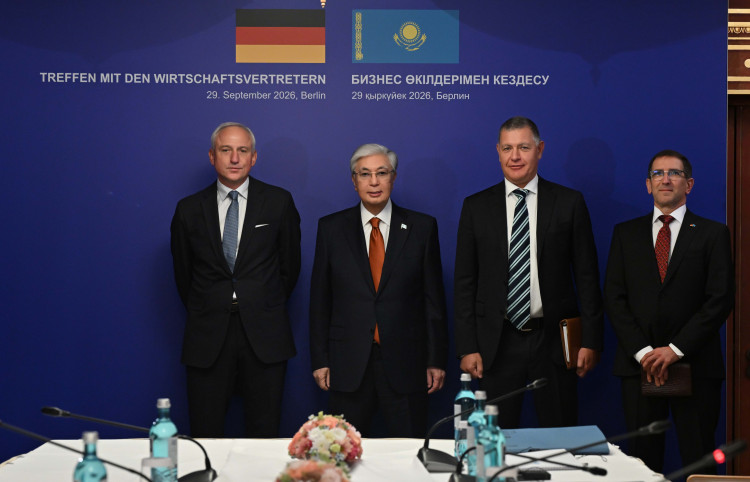 The Head of State Meets Chairman of the Board of D.A.R. Metall AG Christian Artner
